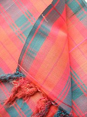 Click image for larger version. 

Name:	redtartan4.jpg 
Views:	101 
Size:	93.0 KB 
ID:	24161